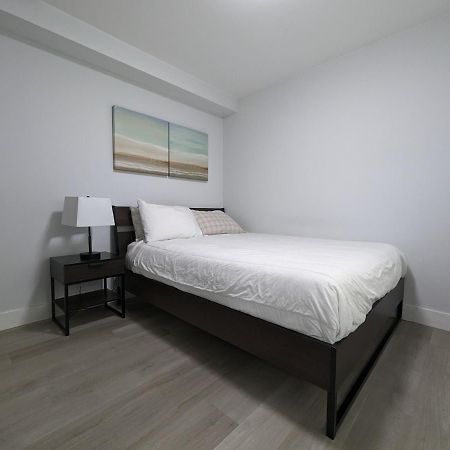 Modern & Luxurious Suites In Σάρρεϋ Εξωτερικό φωτογραφία