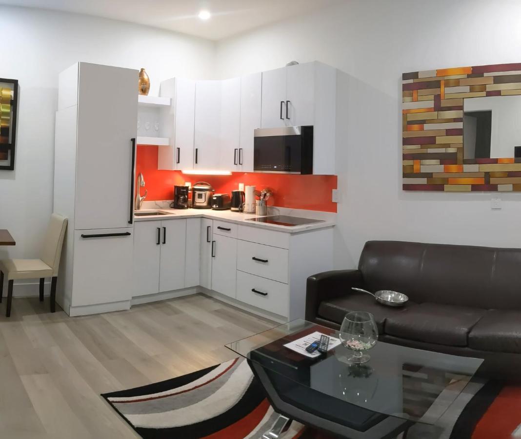 Modern & Luxurious Suites In Σάρρεϋ Εξωτερικό φωτογραφία